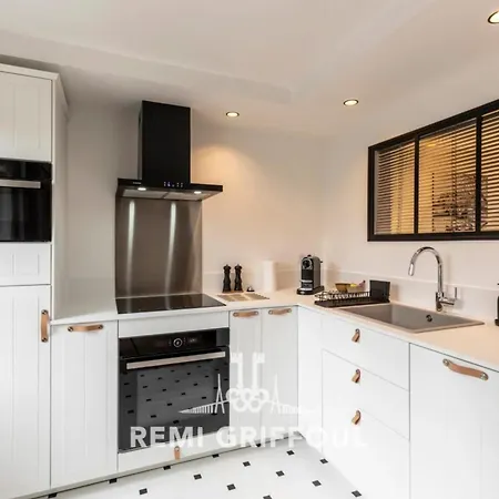 Lejlighed La Petite Source Modern In The Heart Of *