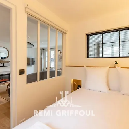 La Petite Source Modern Apartment In The Heart Of Honfleur * הונפלר