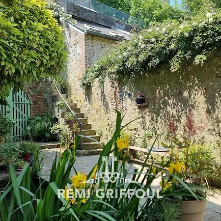 Apartment La Petite Source Modern Apartment In The Heart Of Honfleur *