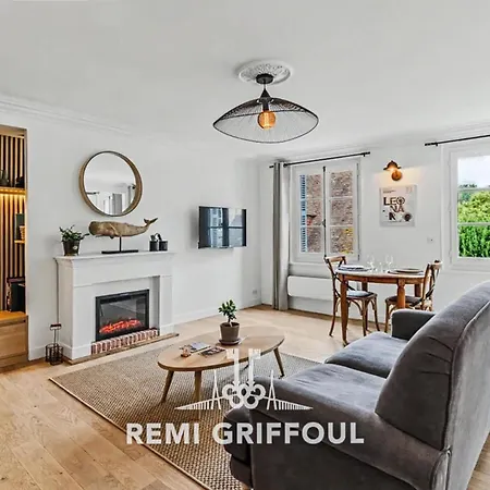 La Petite Source Modern Apartment In The Heart Of Honfleur דירה הונפלר